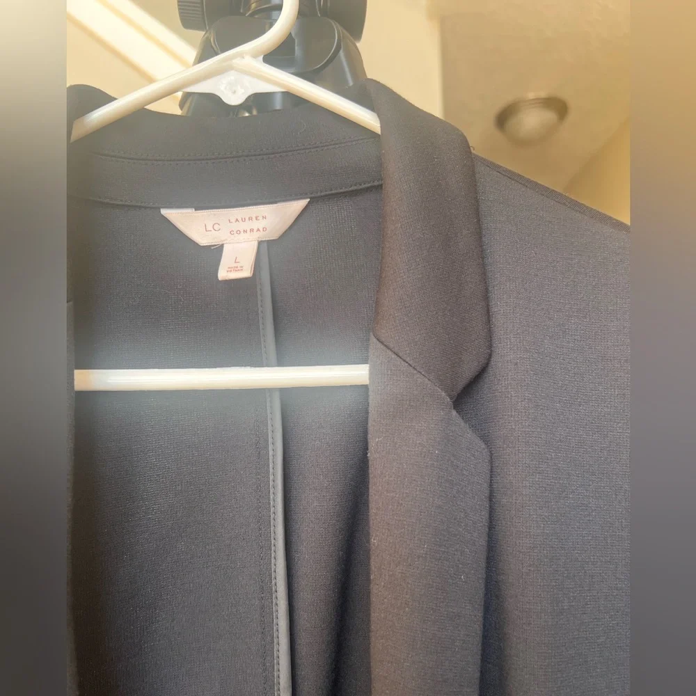 LC Lauren Conrad Women's Black Blazer - Picture 5 of 9